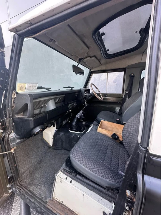 1988 Land Rover Defender 90 - Image 11 of 18