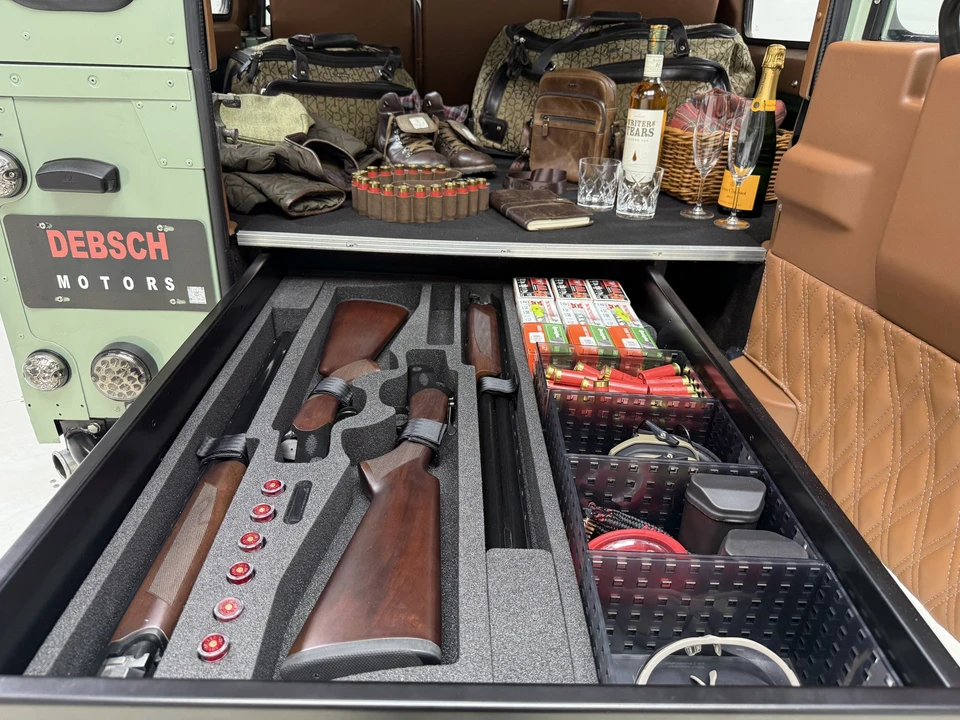 1988 Land Rover Defender - Image 2 of 31