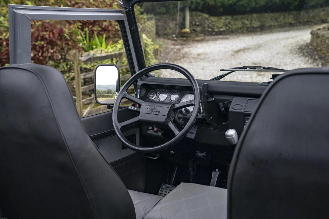 1988 Land Rover Defender - Image 24 of 31
