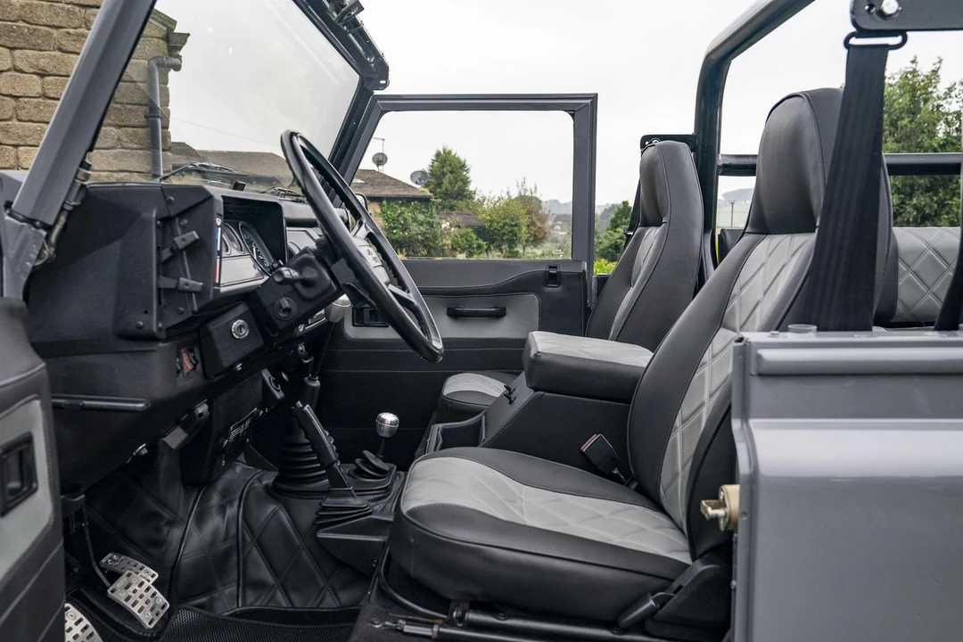 1988 Land Rover Defender - Image 13 of 31