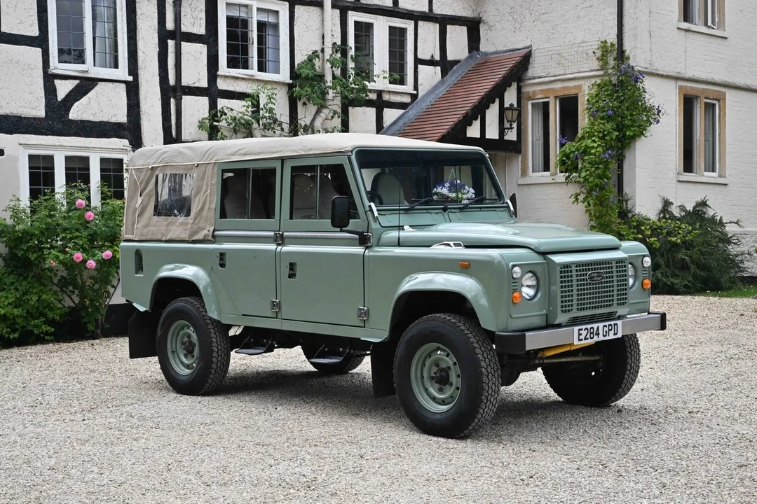 1988 Land Rover Defender 110 - Image 5 of 30