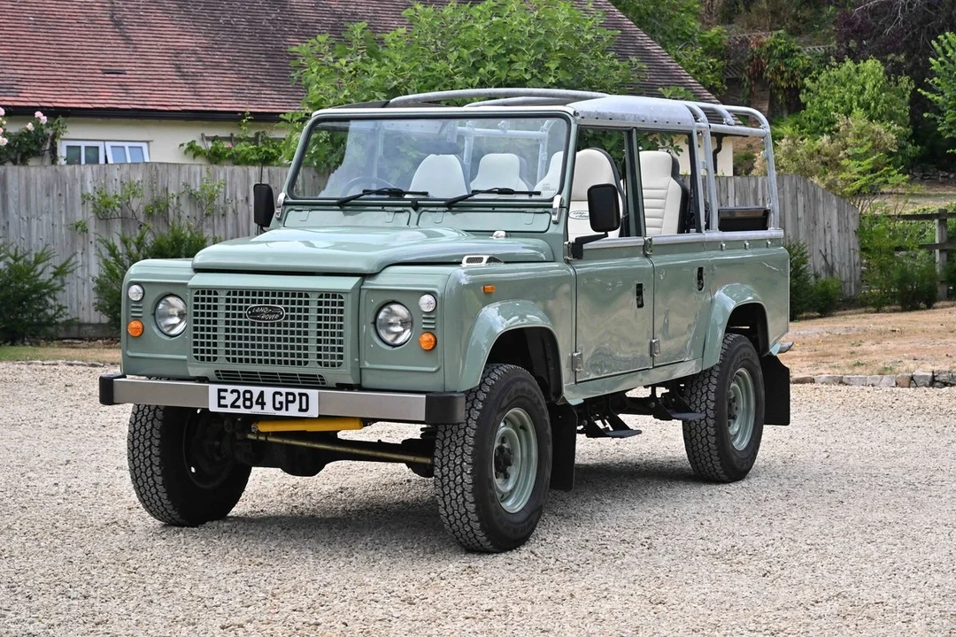 1988 Land Rover Defender 110 - Image 29 of 30