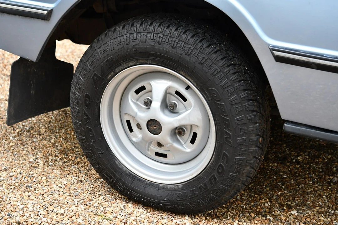 1988 Land Rover Range Rover Classic - Image 11 of 30
