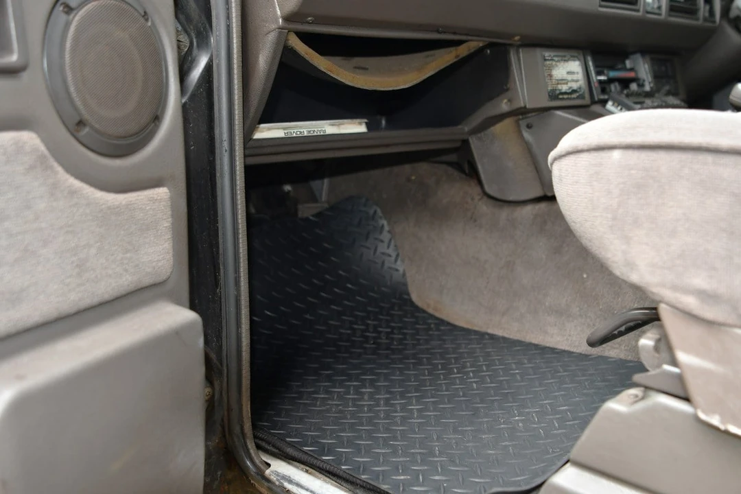 1988 Land Rover Range Rover Classic - Image 29 of 30
