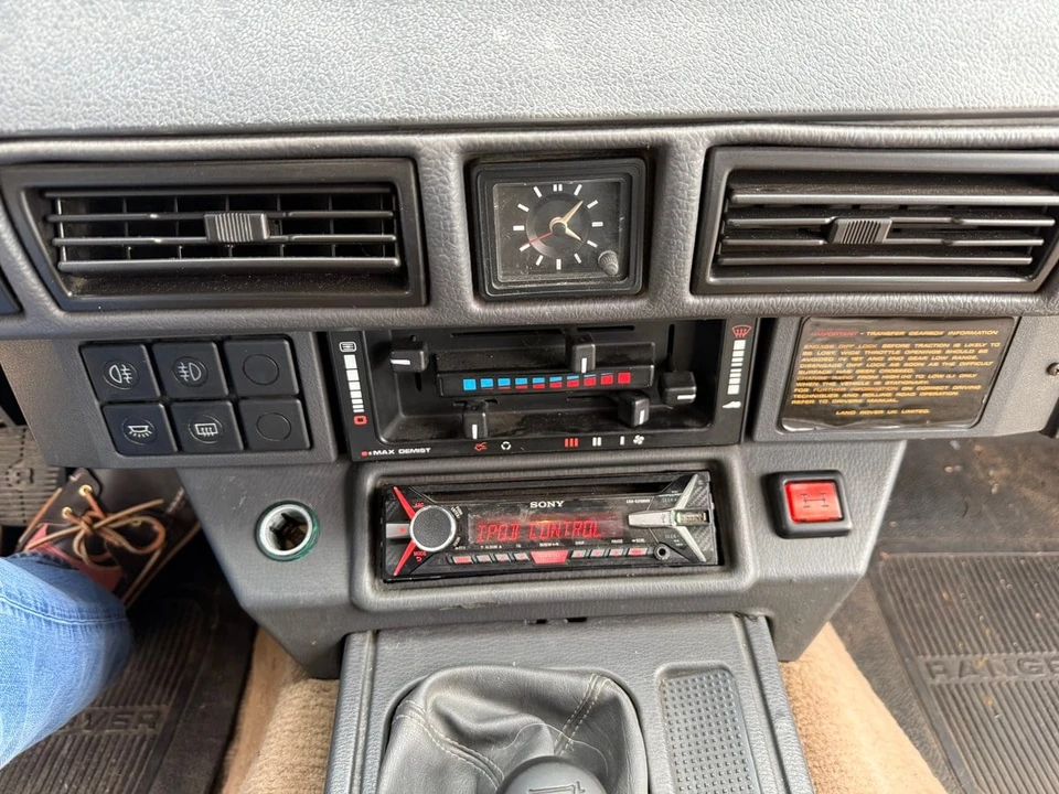 1988 Land Rover Range Rover Classic - Image 25 of 30