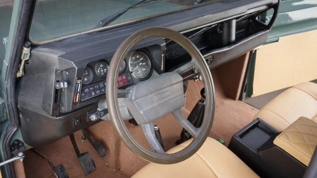 1988 Land Rover Defender 110 - Image 5 of 8