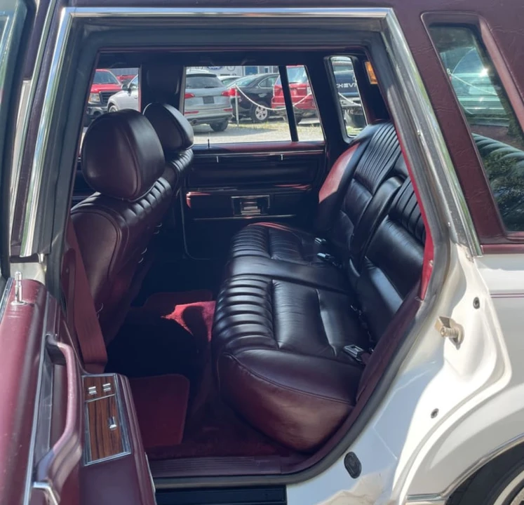 1988 Lincoln Continental 8th Gen - Image 16 of 20