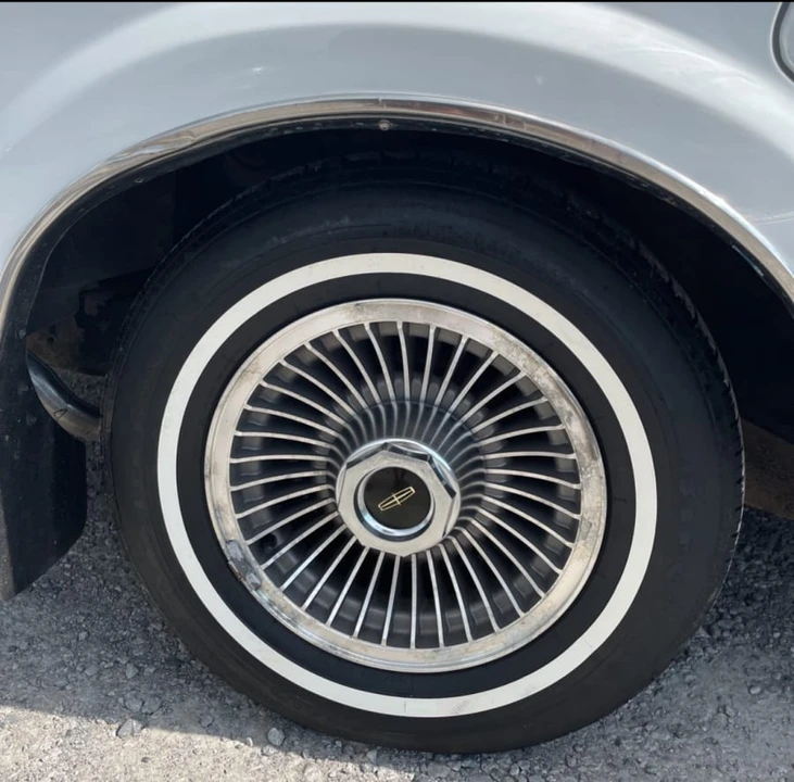 1988 Lincoln Continental 8th Gen - Image 8 of 20