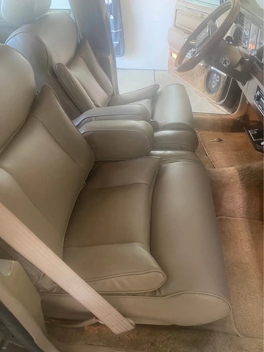 1988 Lincoln Continental 8th Gen - Image 9 of 10