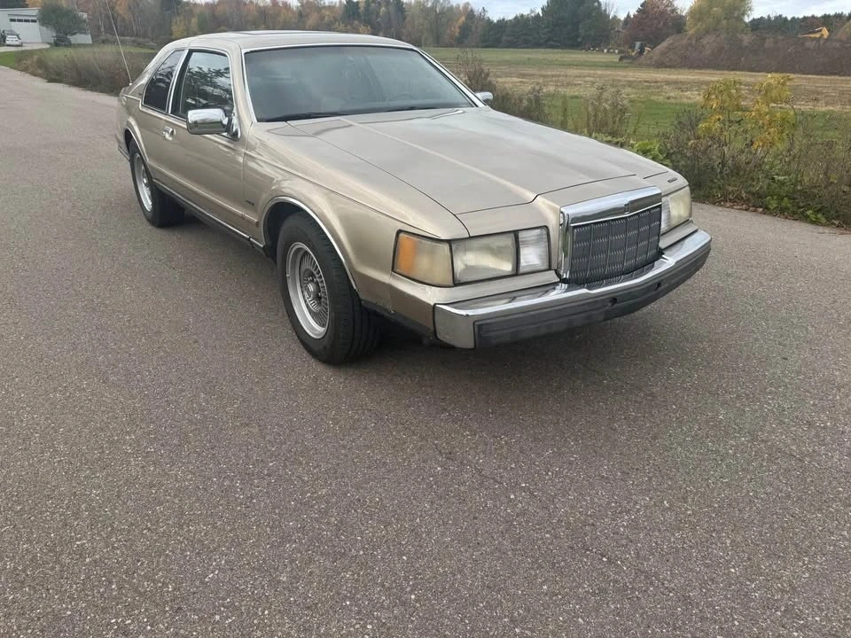 1988 Lincoln Continental Mark VII - Image 5 of 9