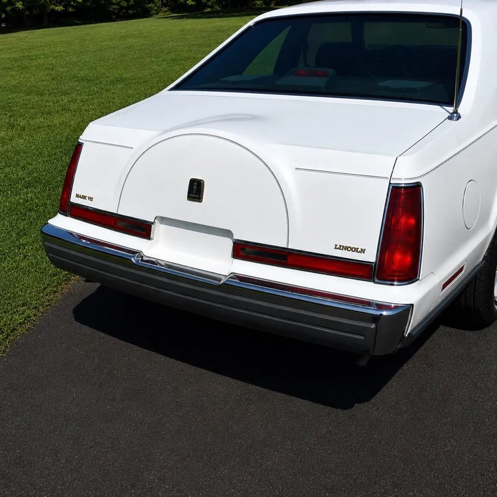 1988 Lincoln Continental Mark VII - Image 2 of 19