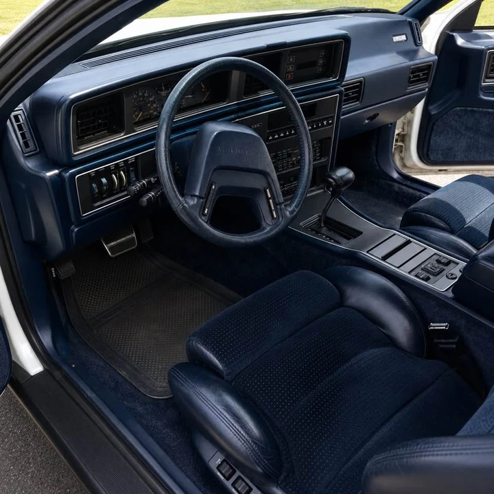 1988 Lincoln Continental Mark VII - Image 6 of 19