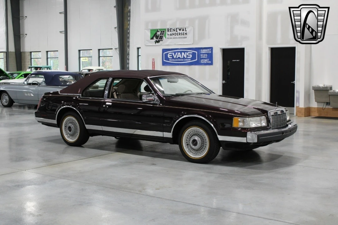 1988 Lincoln Continental Mark VII - Image 7 of 12