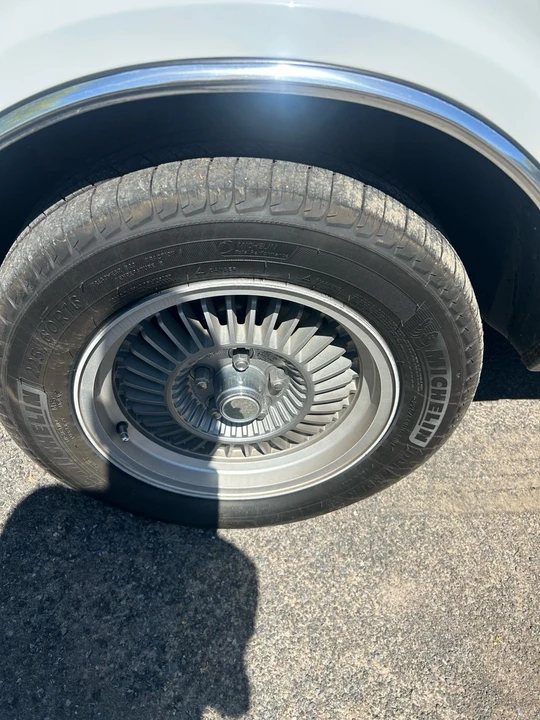 1988 Lincoln Continental Mark VII - Image 4 of 11