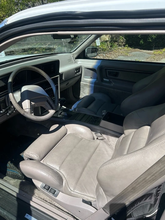 1988 Lincoln Continental Mark VII - Image 7 of 11