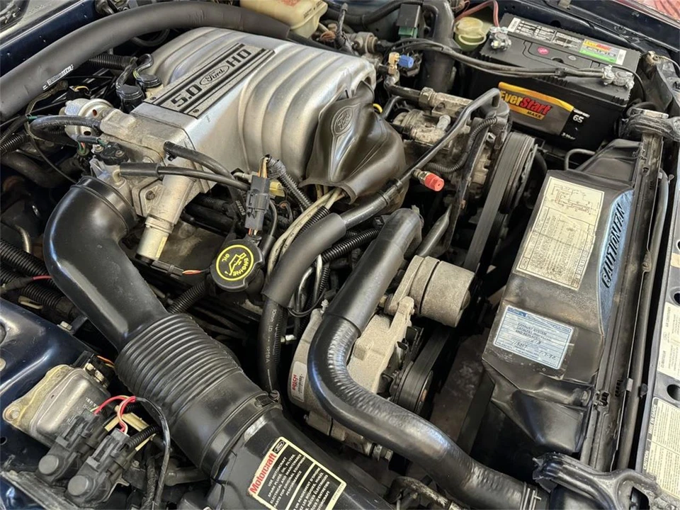 1988 Lincoln Continental Mark VII - Image 26 of 31