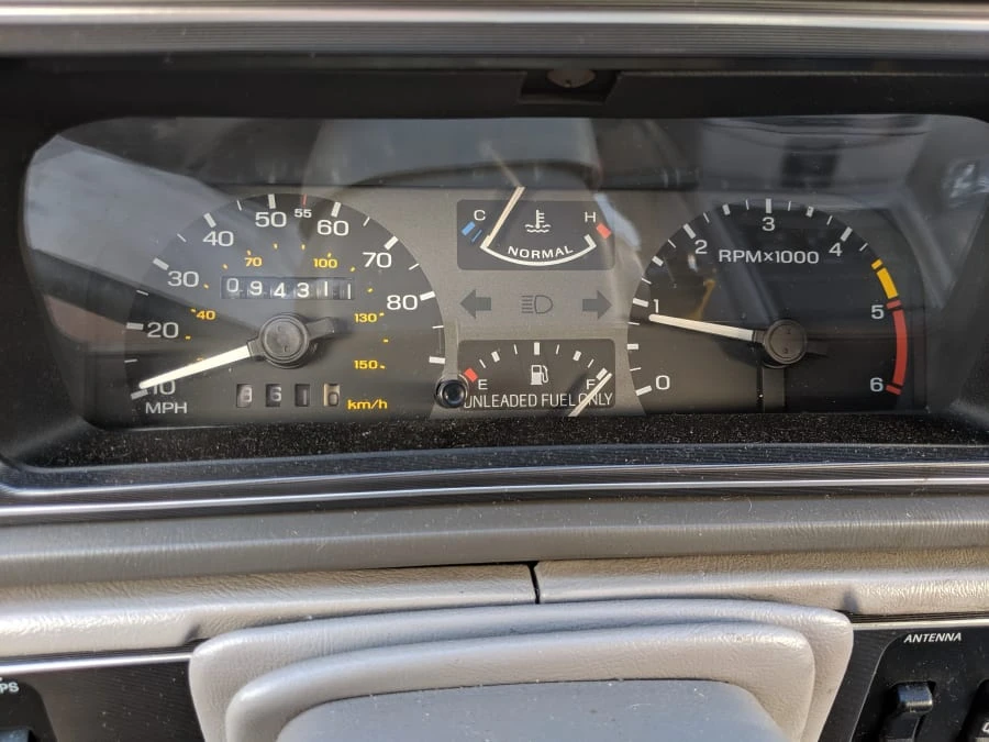 1988 Lincoln Continental Mark VII - Image 5 of 9
