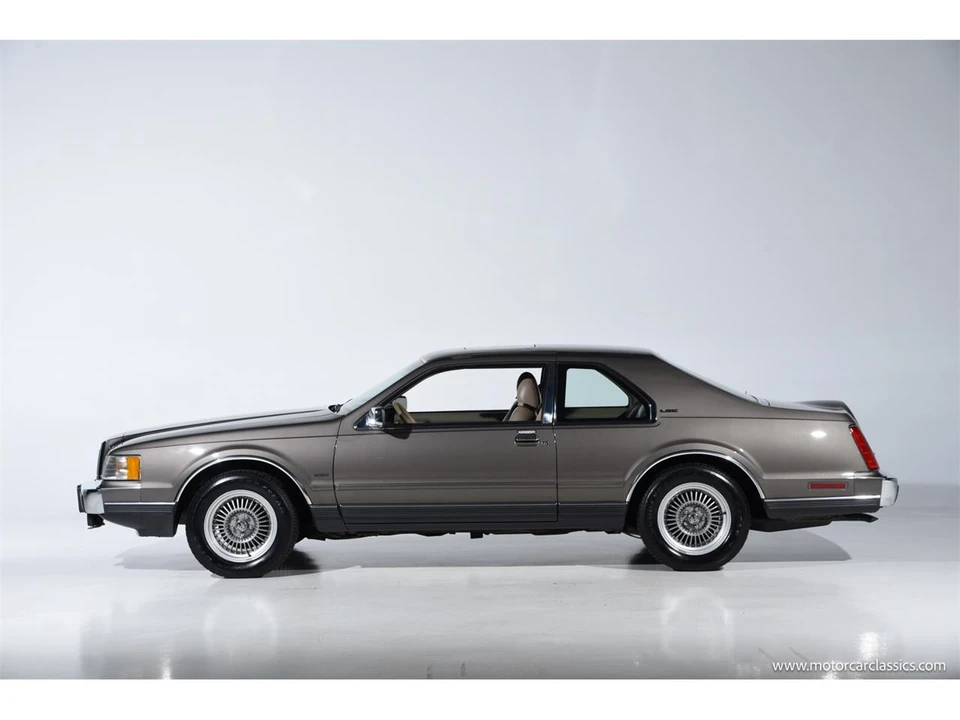 1988 Lincoln Continental Mark VII - Image 7 of 31
