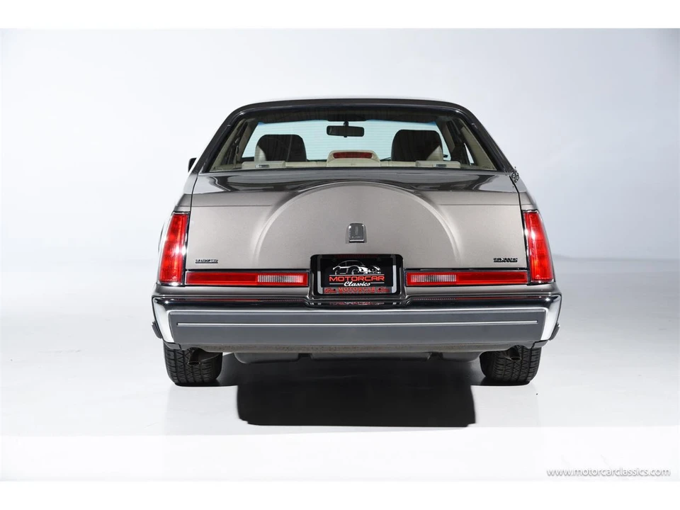 1988 Lincoln Continental Mark VII - Image 5 of 31