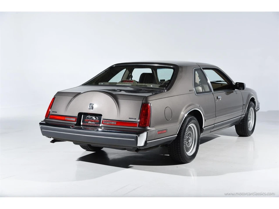 1988 Lincoln Continental Mark VII - Image 6 of 31