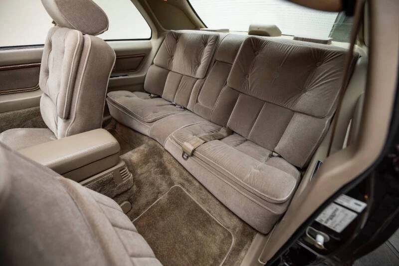 1988 Lincoln Continental Mark VII - Image 13 of 20