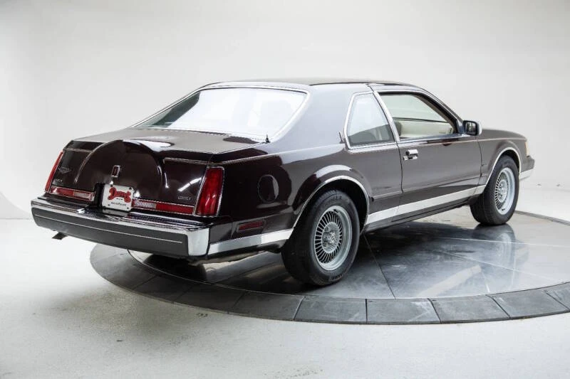 1988 Lincoln Continental Mark VII - Image 6 of 20