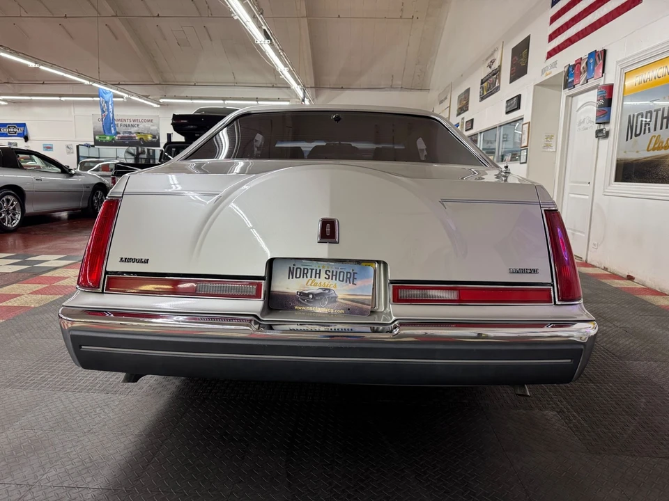 1988 Lincoln Continental Mark VII - Image 14 of 21