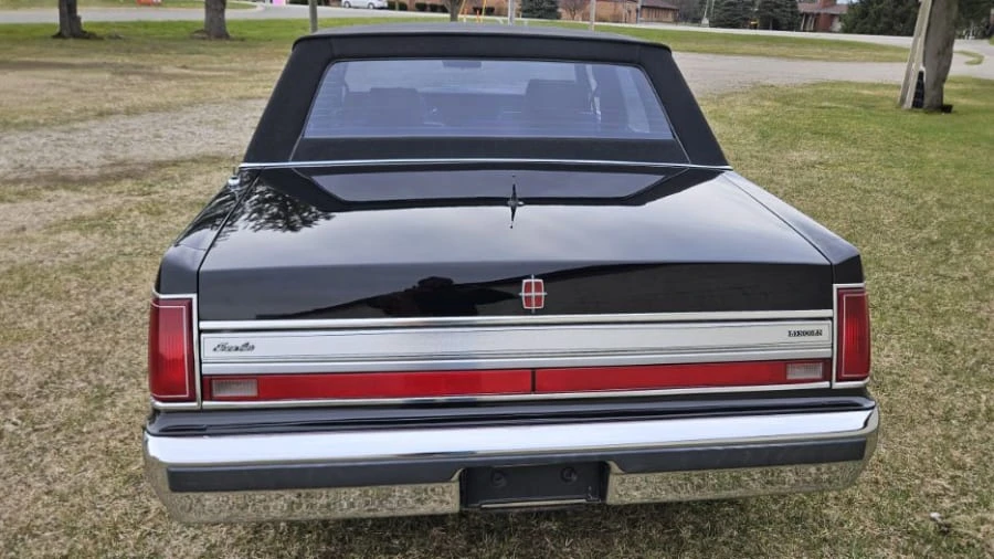 1988 Lincoln Town Car - Image 3 of 17