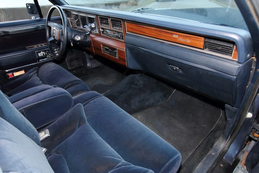 1988 Lincoln Town Car - Image 5 of 9