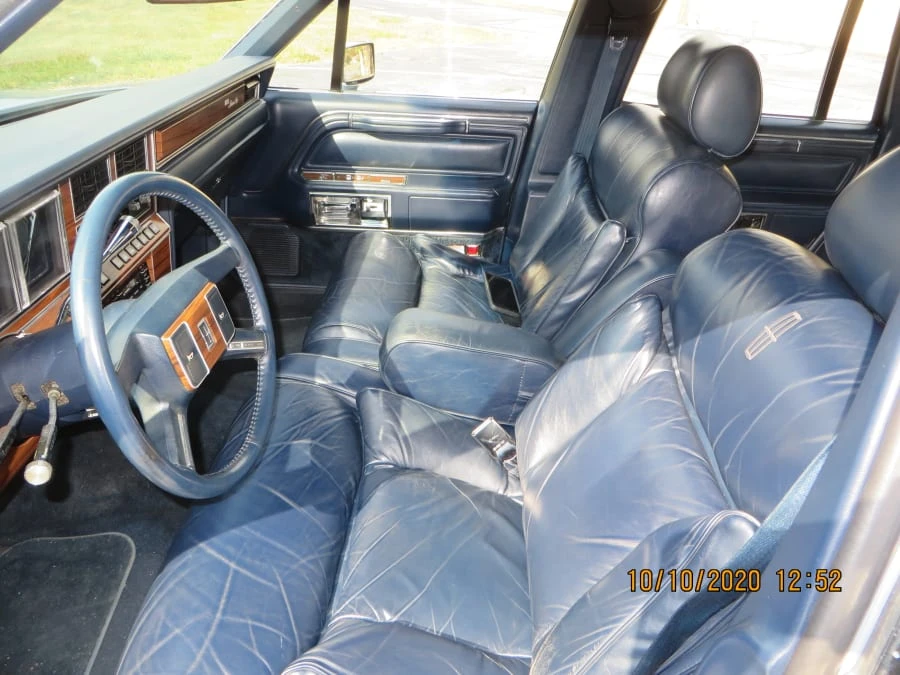 1988 Lincoln Town Car - Image 3 of 13