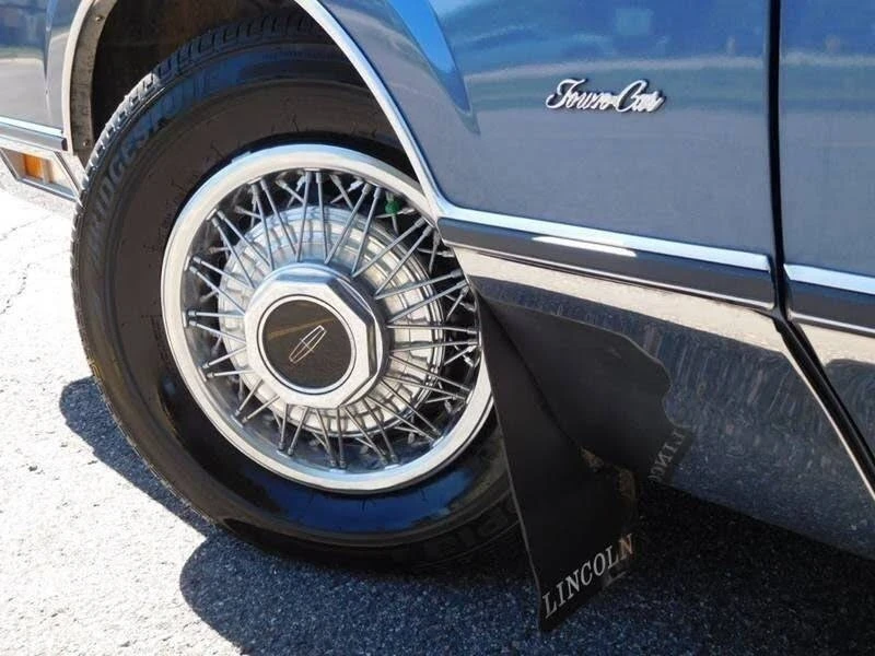 1988 Lincoln Town Car - Image 11 of 21