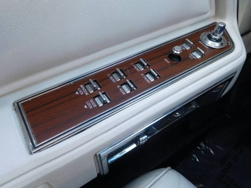1988 Lincoln Town Car - Image 21 of 21