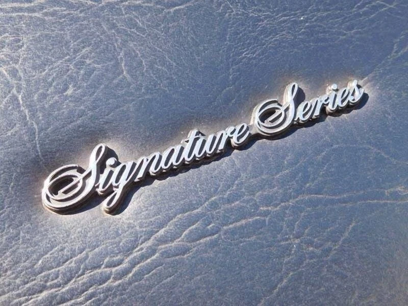 1988 Lincoln Town Car - Image 10 of 21