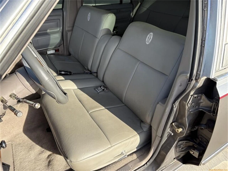 1988 Lincoln Town Car - Image 5 of 31