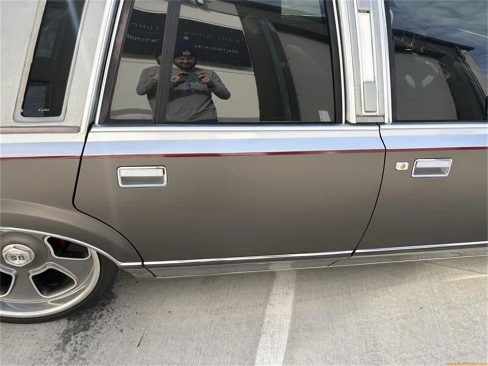 1988 Lincoln Town Car - Image 22 of 31