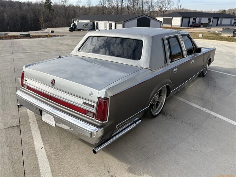 1988 Lincoln Town Car - Image 4 of 21