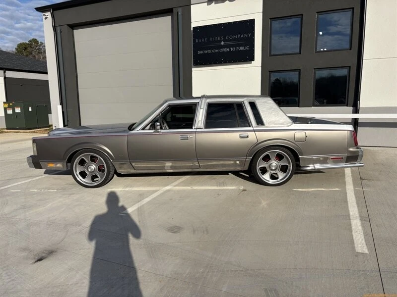 1988 Lincoln Town Car - Image 12 of 12