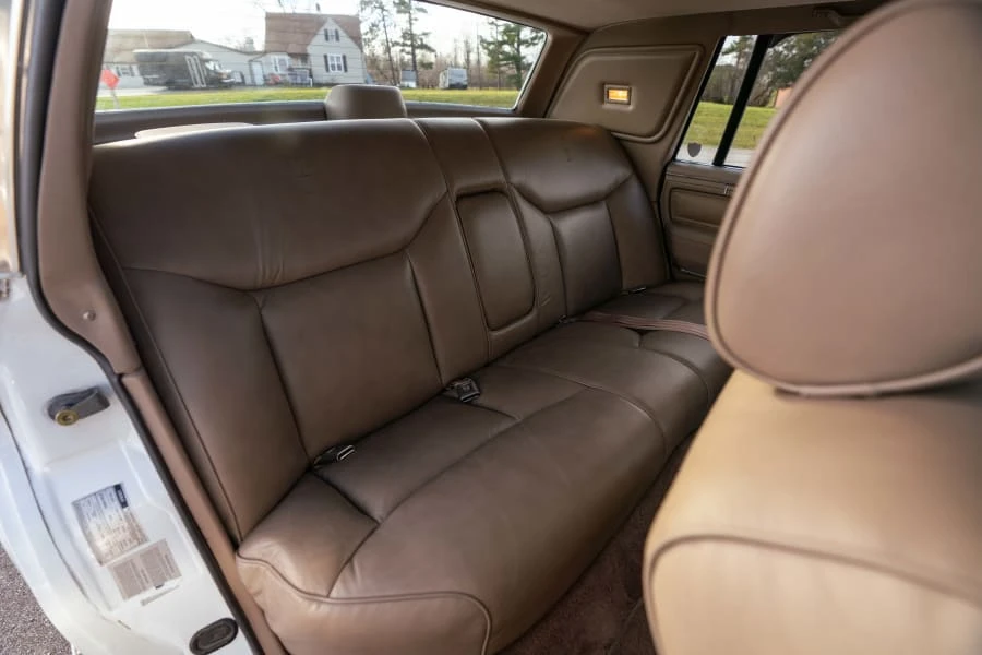1988 Lincoln Town Car - Image 15 of 21