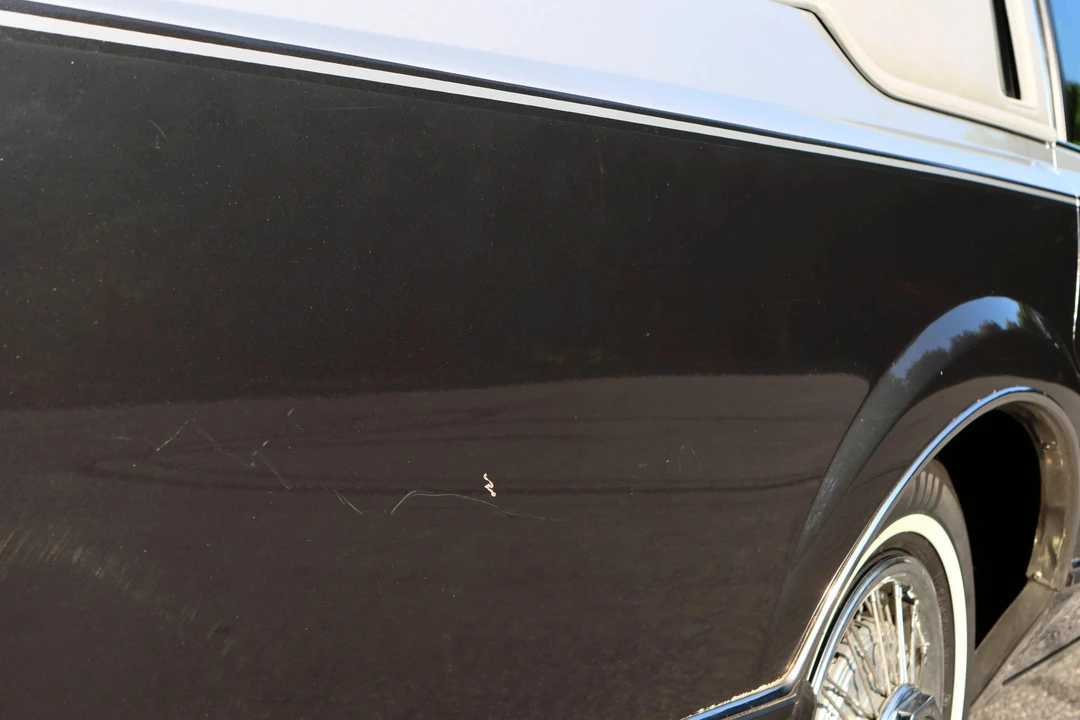 1988 Lincoln Town Car - Image 29 of 31