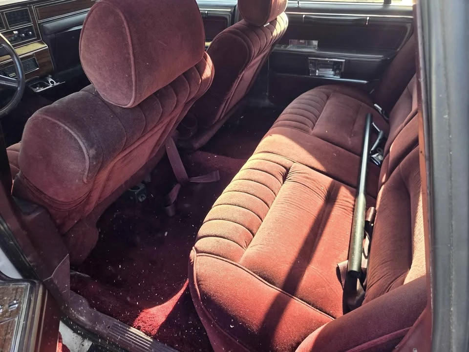 1988 Lincoln Town Car - Image 5 of 8