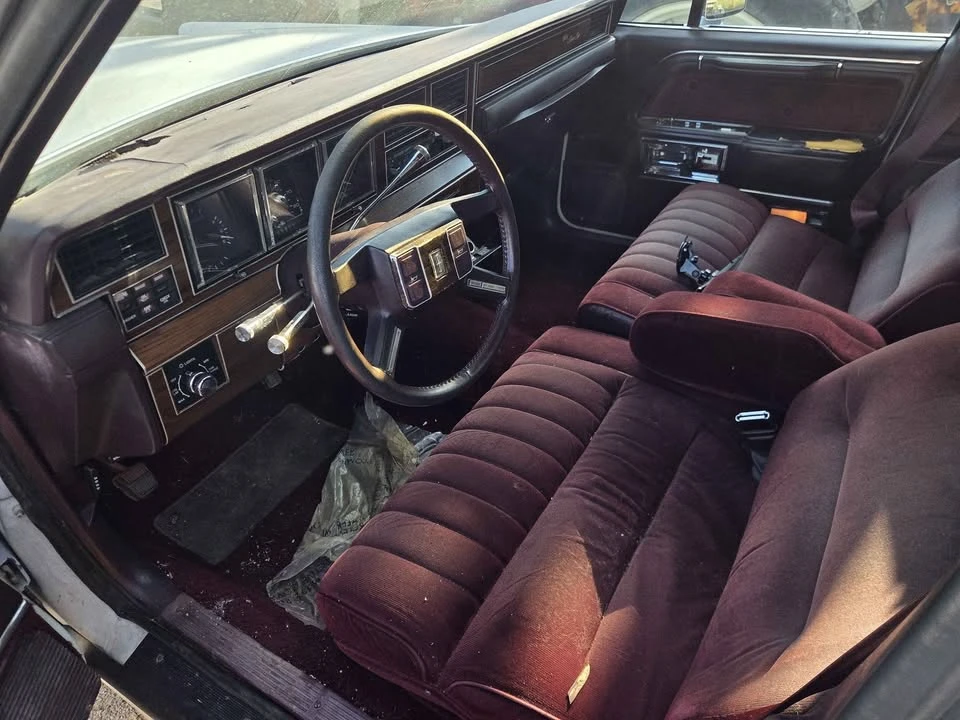 1988 Lincoln Town Car - Image 7 of 8