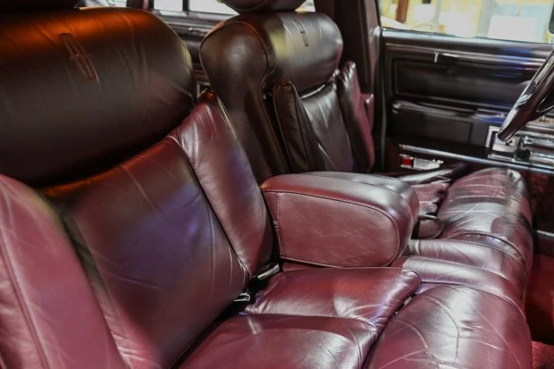 1988 Lincoln Town Car - Image 4 of 7