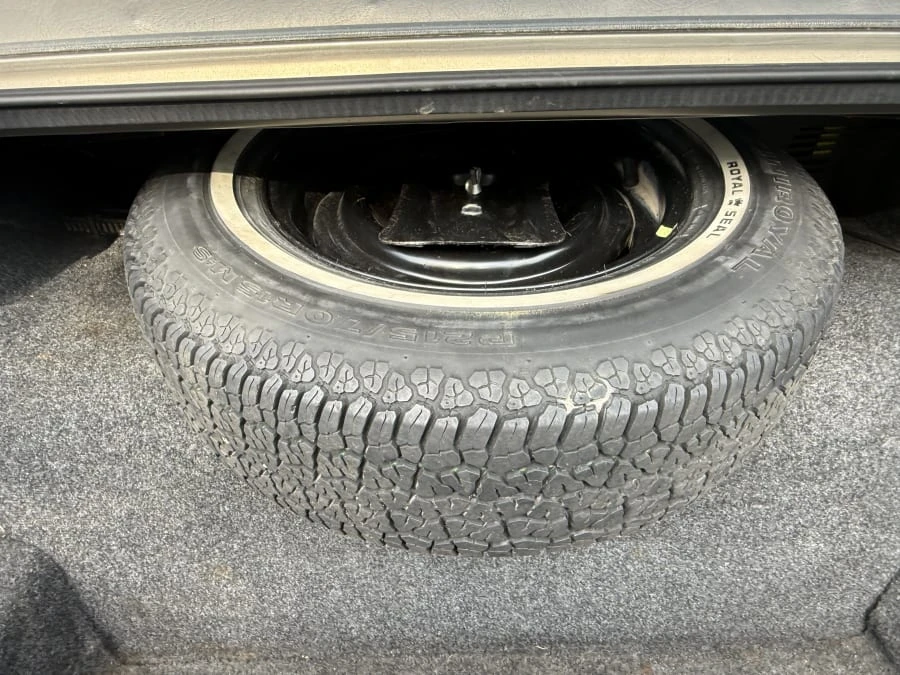 1988 Lincoln Town Car - Image 14 of 15