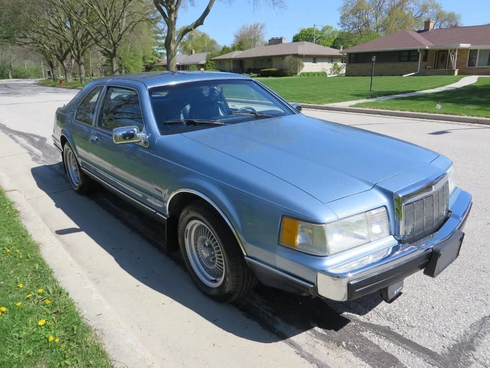1988 Lincoln Continental Mark VII - Image 7 of 18