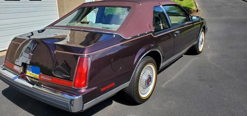 1988 Lincoln Continental Mark VII - Image 8 of 18