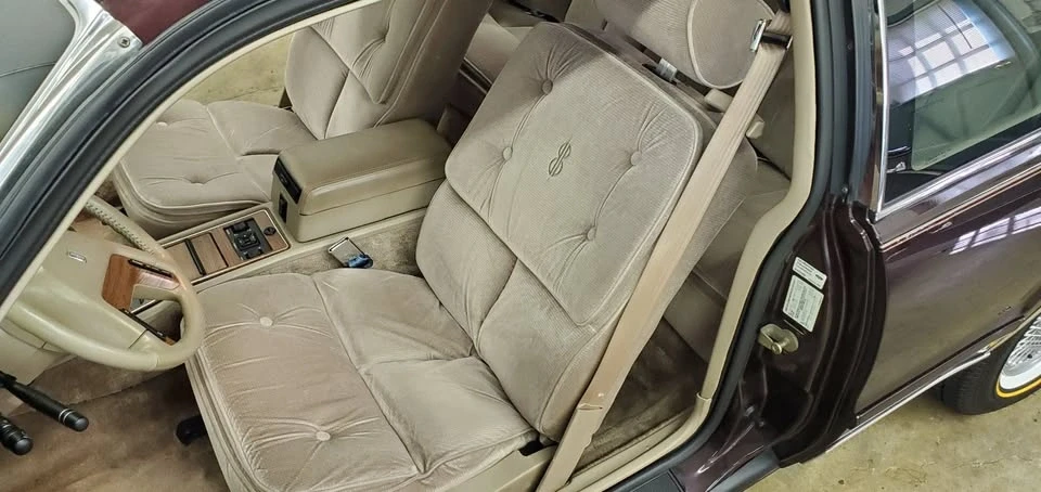 1988 Lincoln Continental Mark VII - Image 14 of 18