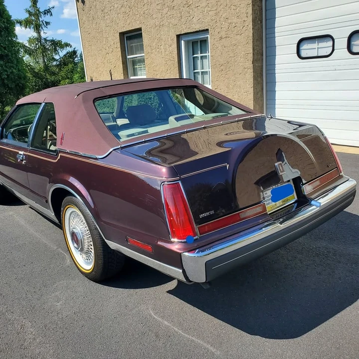 1988 Lincoln Continental Mark VII - Image 2 of 18
