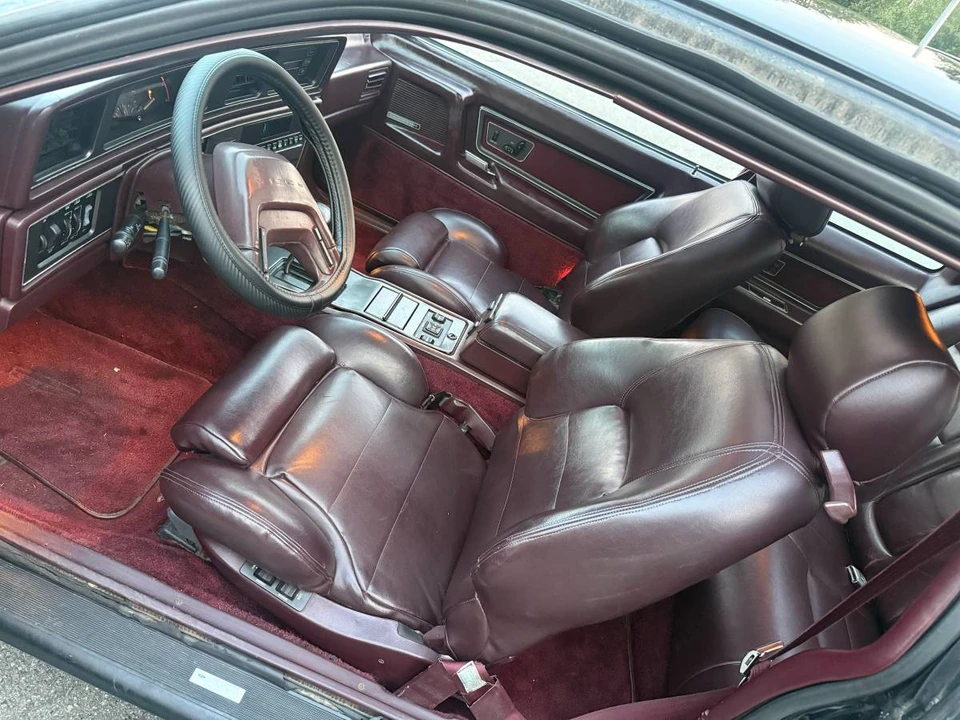 1988 Lincoln Continental 8th Gen - Image 7 of 14