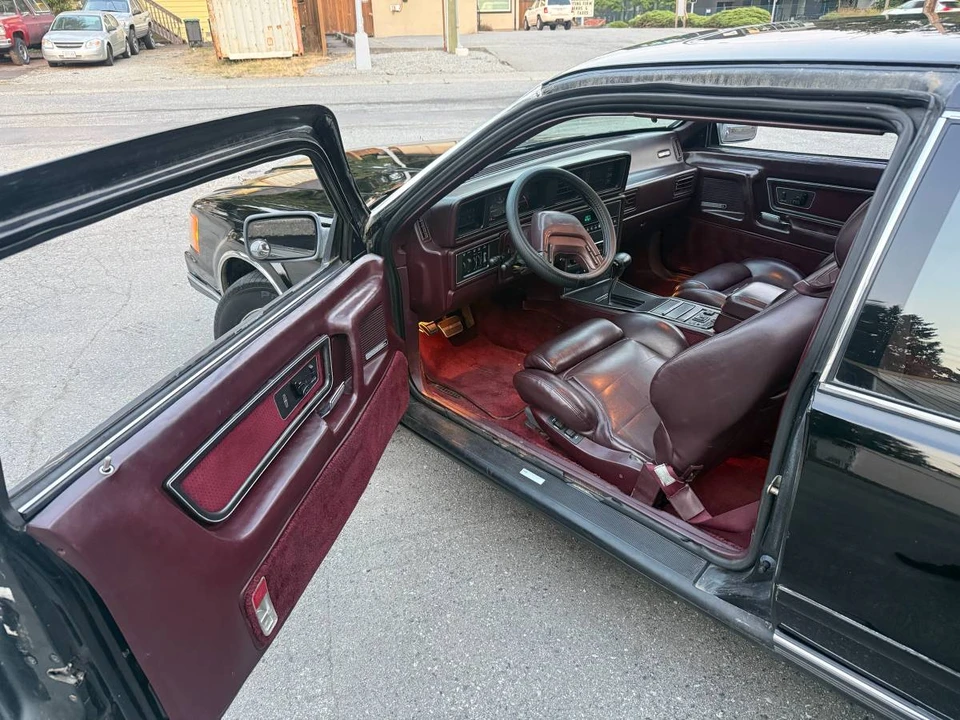 1988 Lincoln Continental 8th Gen - Image 6 of 14