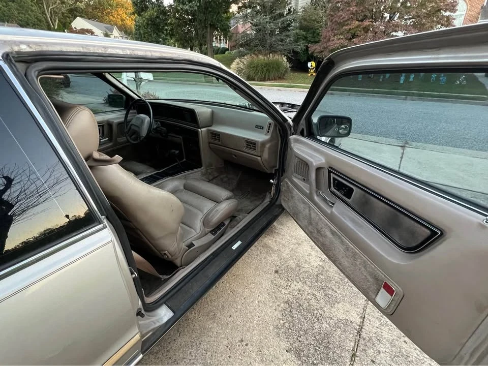1988 Lincoln Continental Mark VII - Image 13 of 16